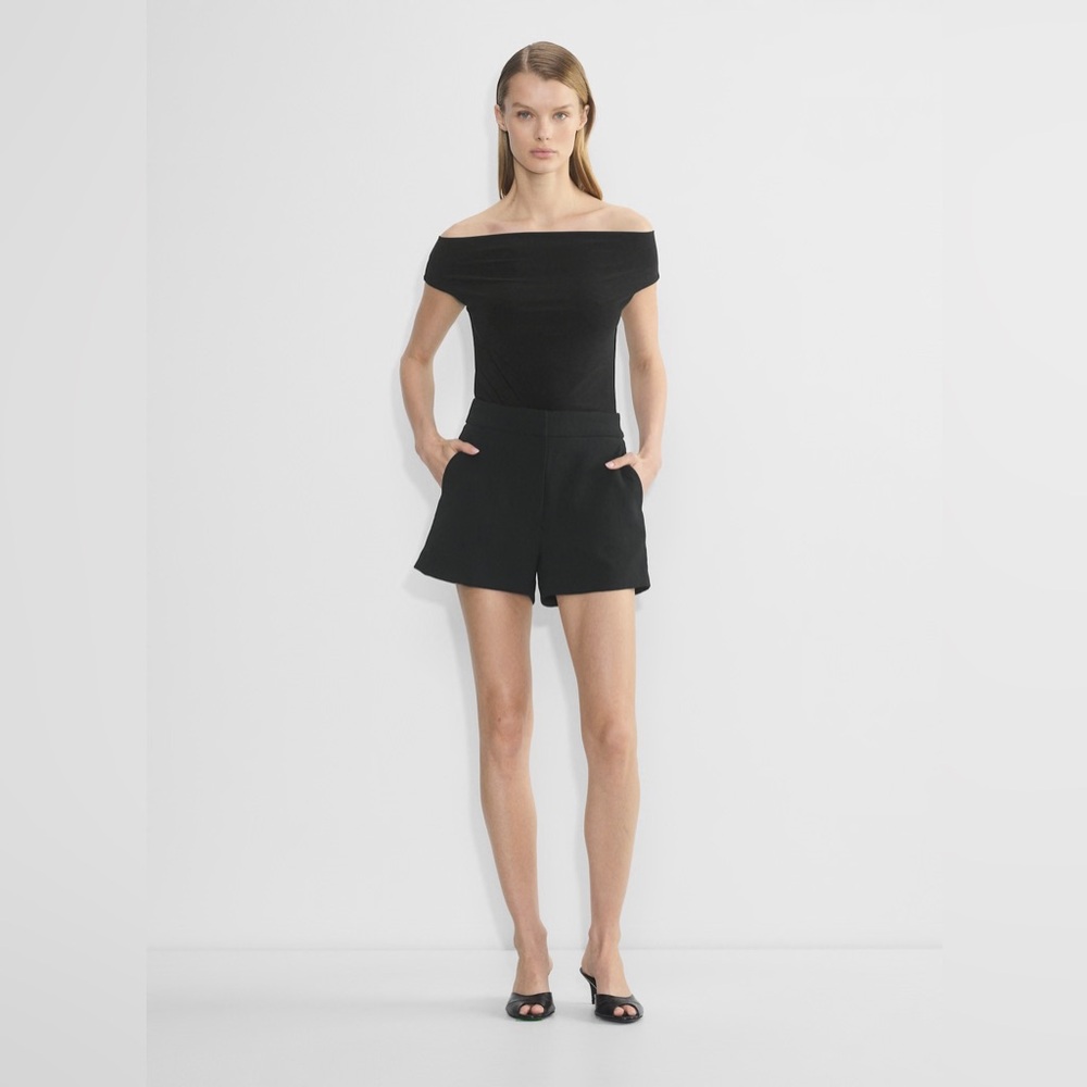 Aritzia Limitless Short Mini Crepette